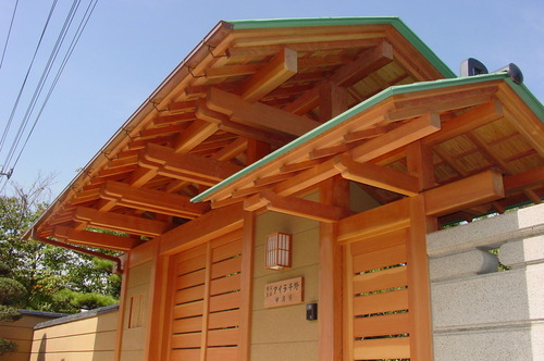 池田千野邸門 015.jpg