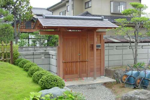 池田千野邸門05.jpg